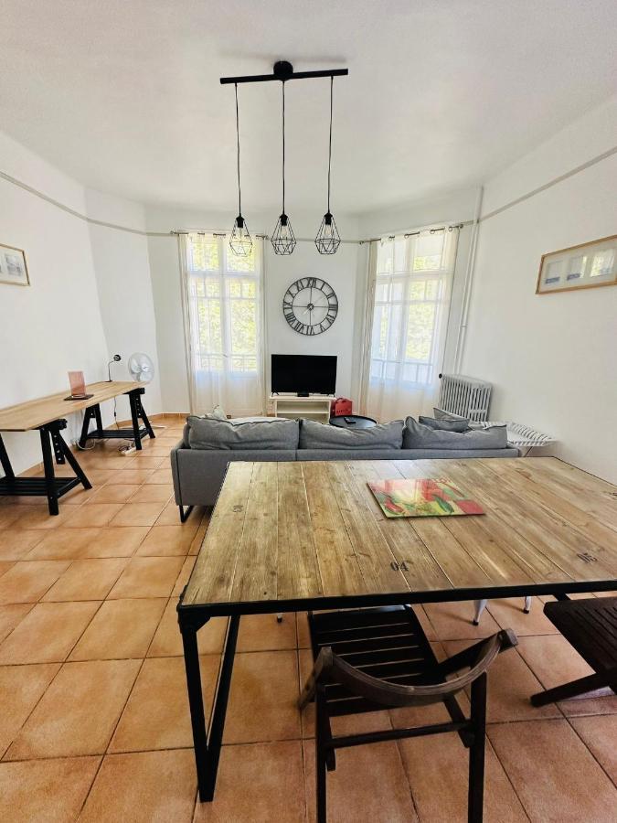 Appartement Lumineux Et Spacieux 2 Chambres Avec Parking Gratuit Dans La Rue Περπινιάν Εξωτερικό φωτογραφία