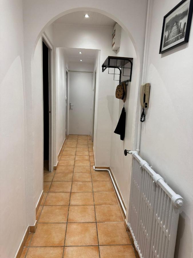 Appartement Lumineux Et Spacieux 2 Chambres Avec Parking Gratuit Dans La Rue Περπινιάν Εξωτερικό φωτογραφία