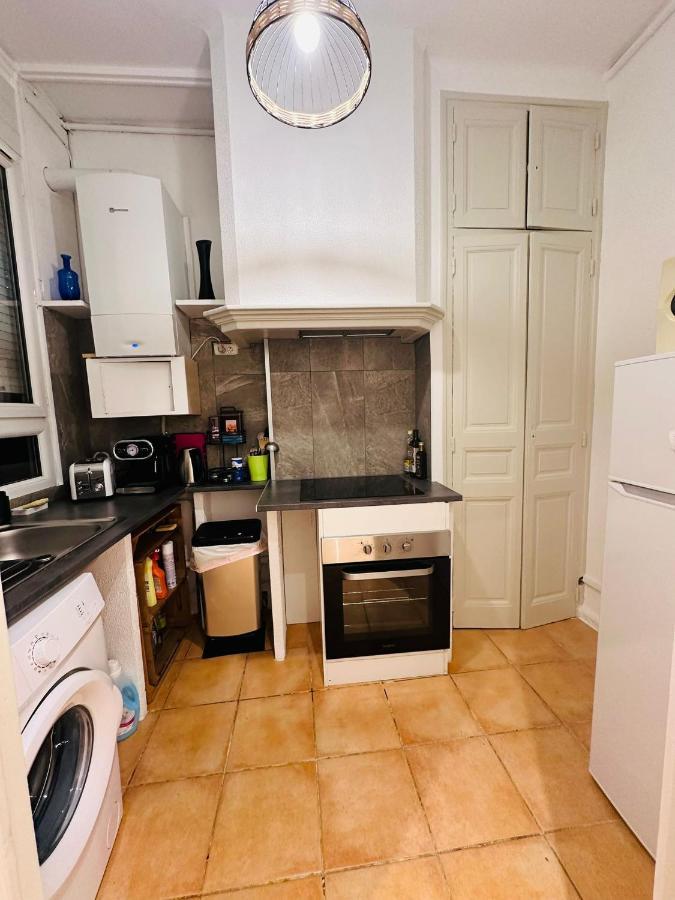 Appartement Lumineux Et Spacieux 2 Chambres Avec Parking Gratuit Dans La Rue Περπινιάν Εξωτερικό φωτογραφία